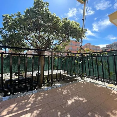 Free Parking Casa Con Giardino - Centro Mare A 5 Minuti