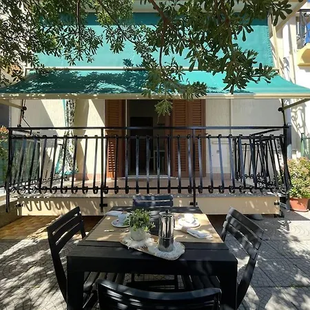 Free Parking Casa Con Giardino - Centro Mare A 5 Minuti * Pietra Ligure