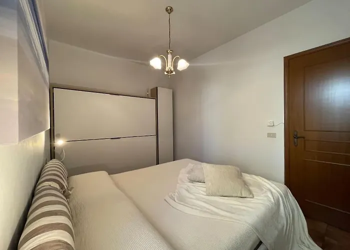 Free Parking Casa Con Giardino - Centro Mare A 5 Minuti * 피에트라리구레