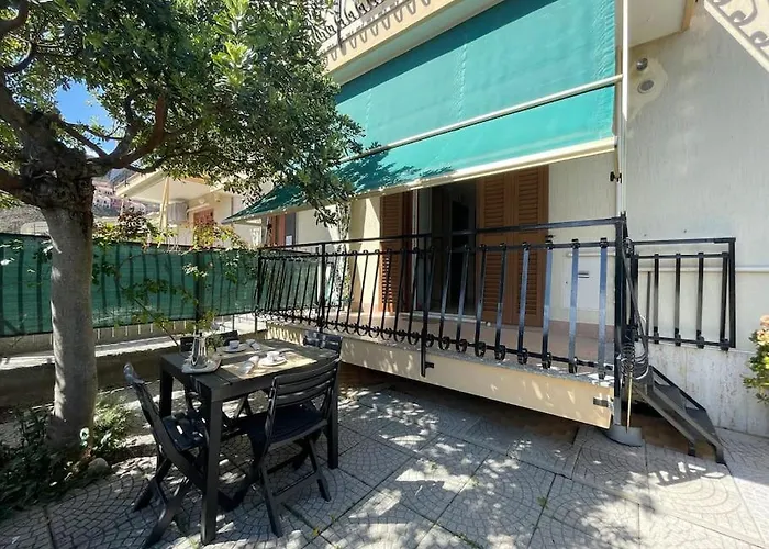 Free Parking Casa Con Giardino - Centro Mare A 5 Minuti 아파트