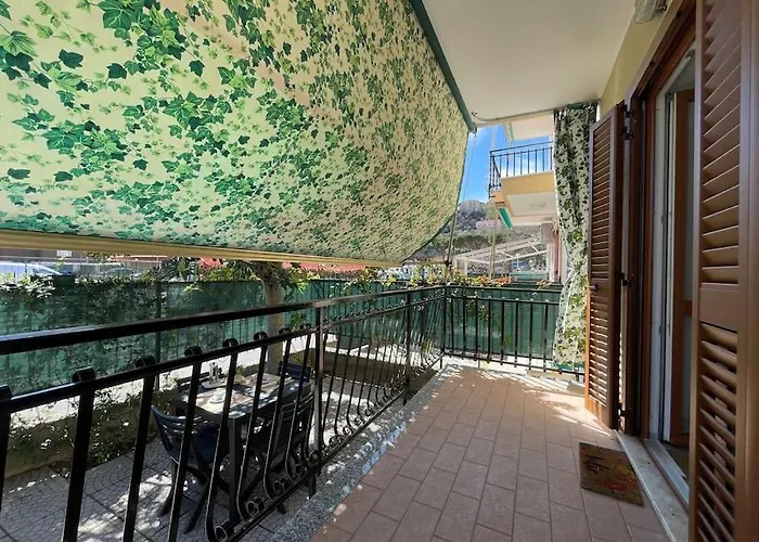 Free Parking Casa Con Giardino - Centro Mare A 5 Minuti 피에트라리구레